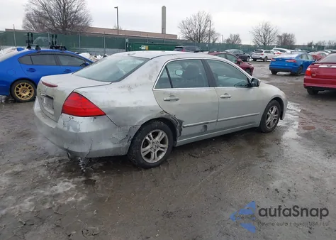 2006 Honda Accord 2.4 Ex from USA, damaged, VIN 1HGCM56806A054141